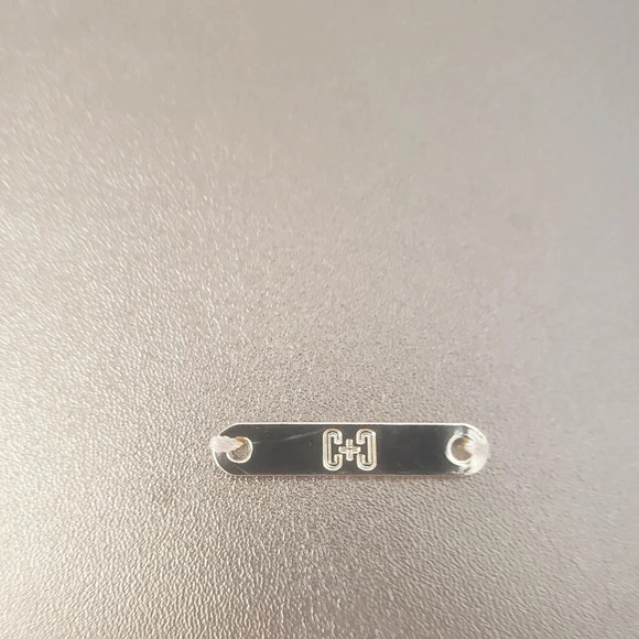 Coco &  Carmen Small Gold All Around Zippered CrossBody Bag. - Picture 6 of 9